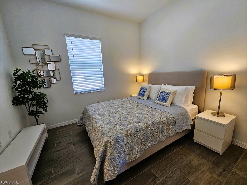 5897 Sunningdale ST photo 17