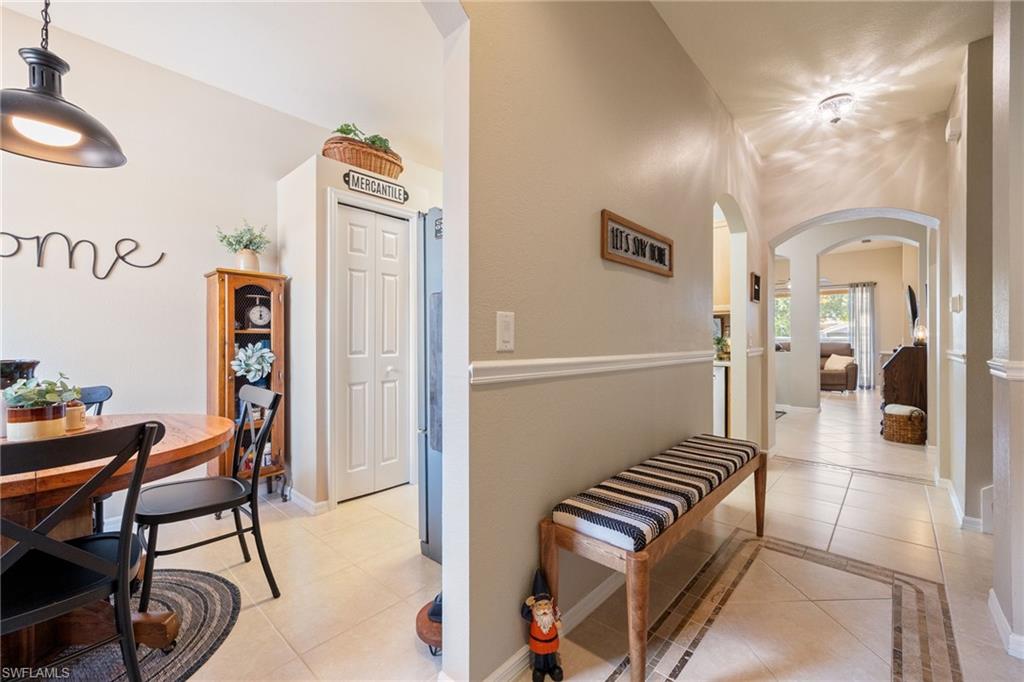 7900 Lake Sawgrass LOOP 4612