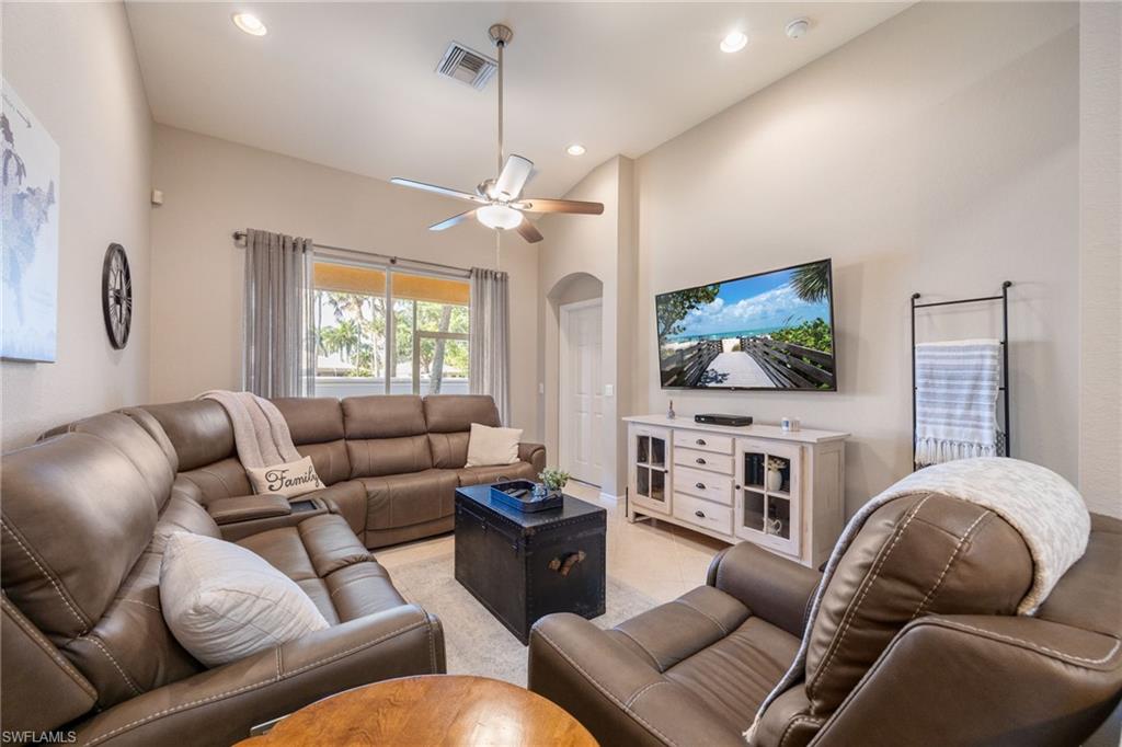 7900 Lake Sawgrass LOOP 4612 photo 14