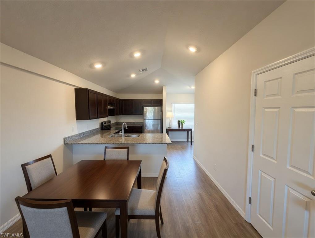 27058 Adams ST photo 7