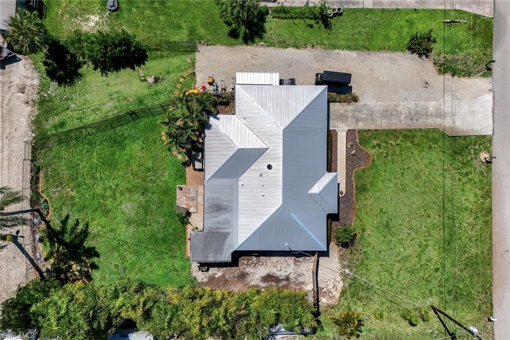 20621 Pine Tree LN photo 21