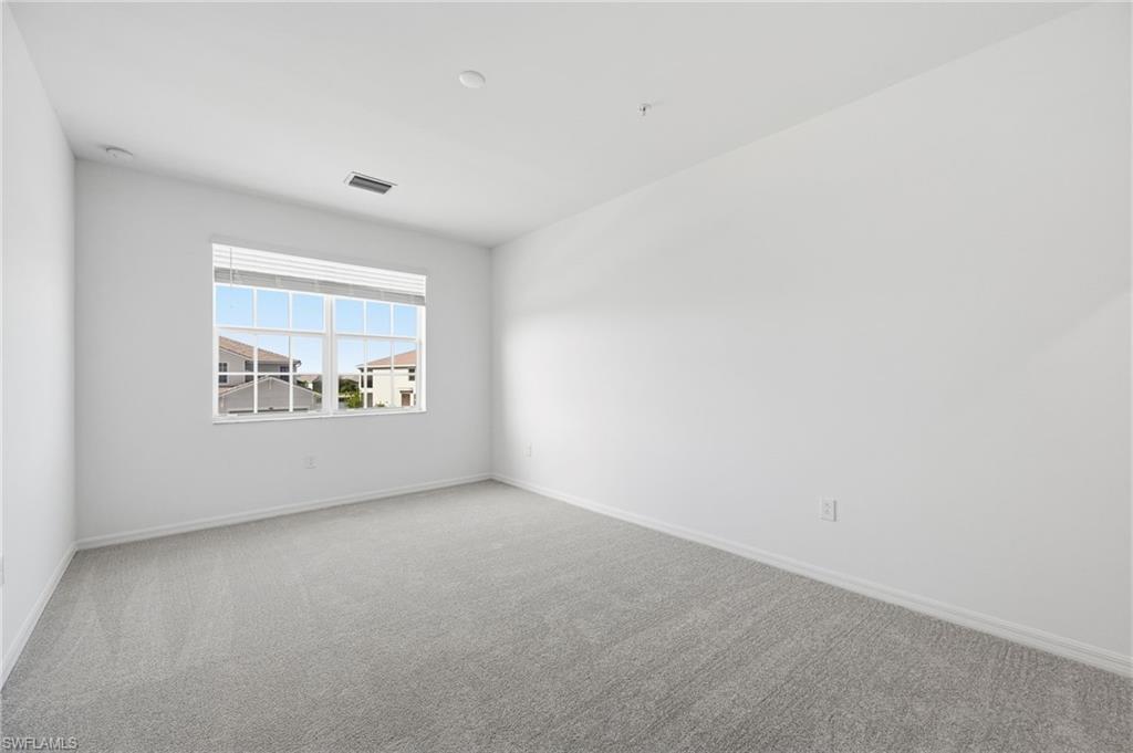 5609 Newcastle CT 5421 photo 7