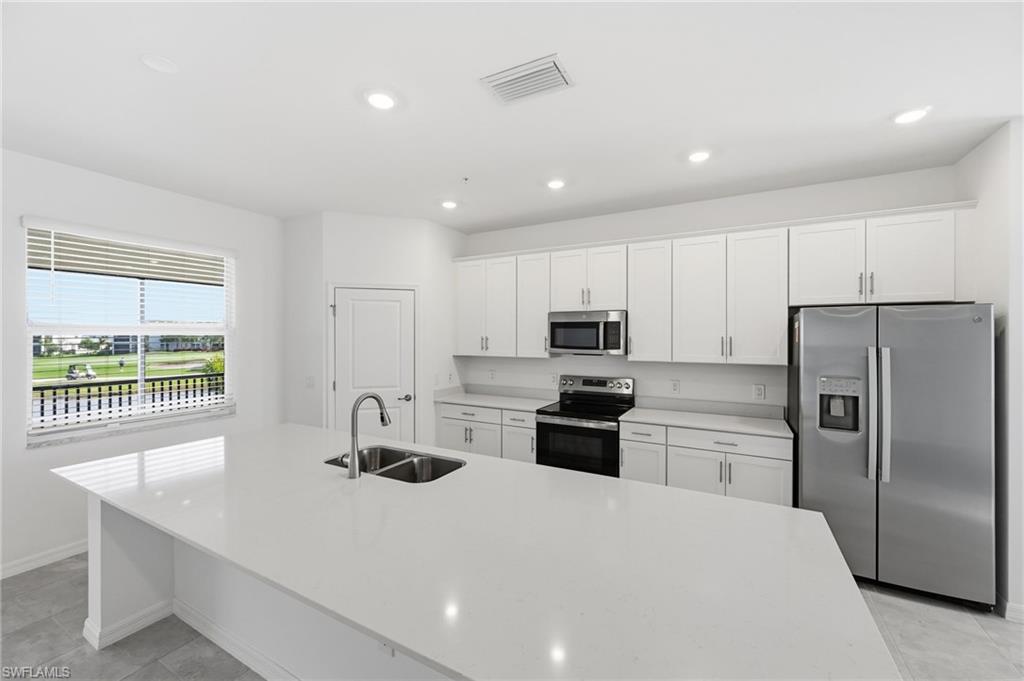 5609 Newcastle CT 5421 photo 9