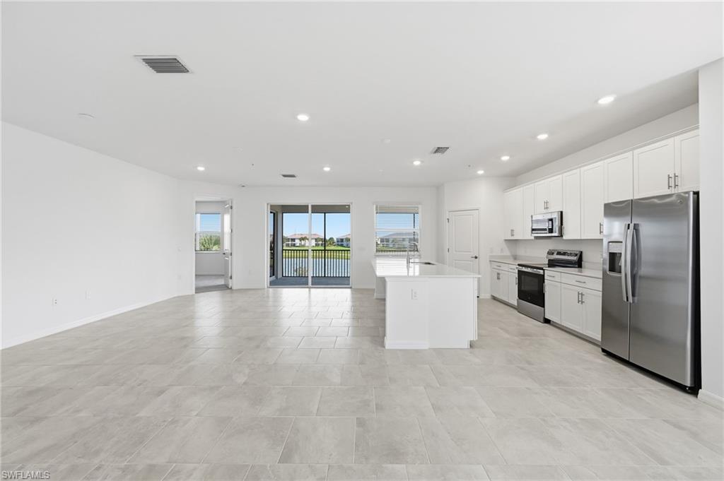 5609 Newcastle CT 5421 photo 11