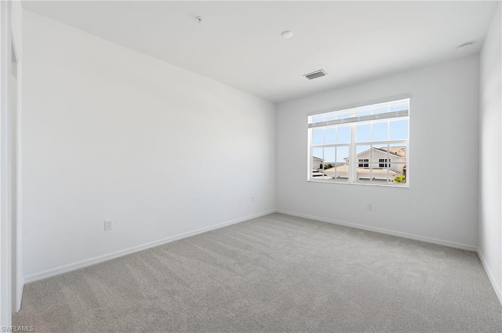 5609 Newcastle CT 5421 photo 8