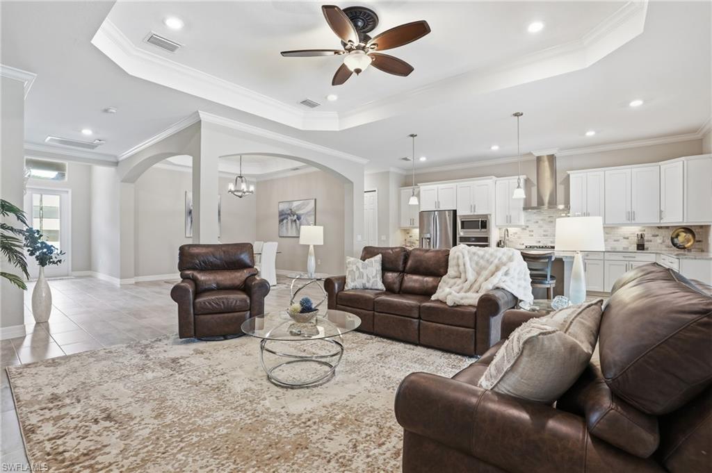 15248 Blue Bay CIR photo 9