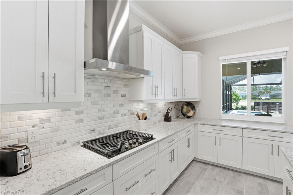 15248 Blue Bay CIR photo 14