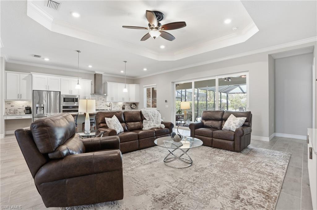 15248 Blue Bay CIR photo 8