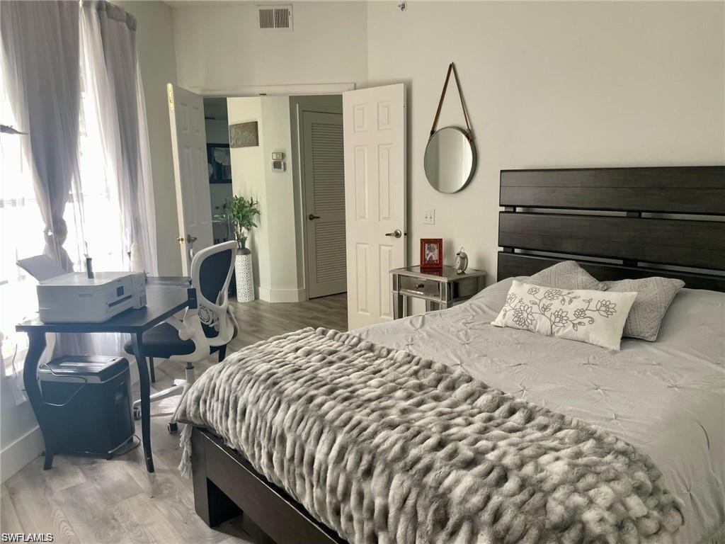56 Silver Oaks CIR 102