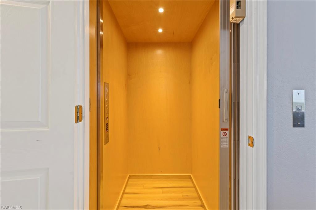 Private elevator