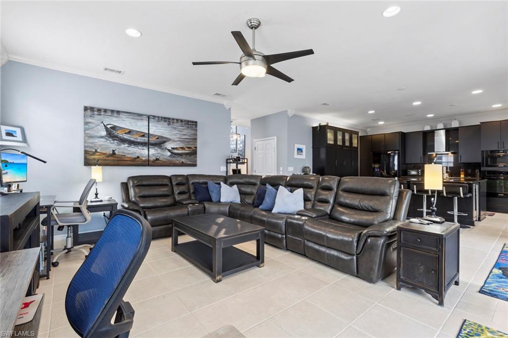Open layout to the living room