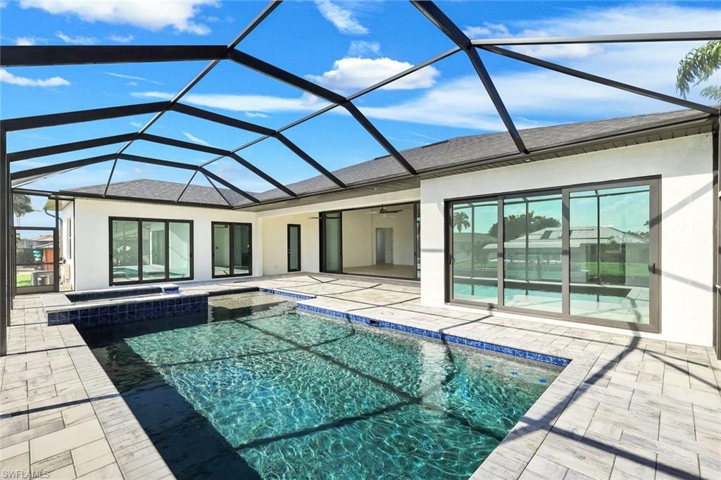 Lanai & Pool