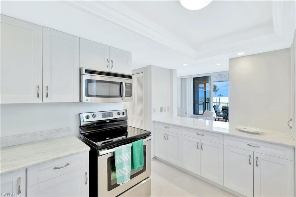 10701 Gulf Shore DR 302 photo 10