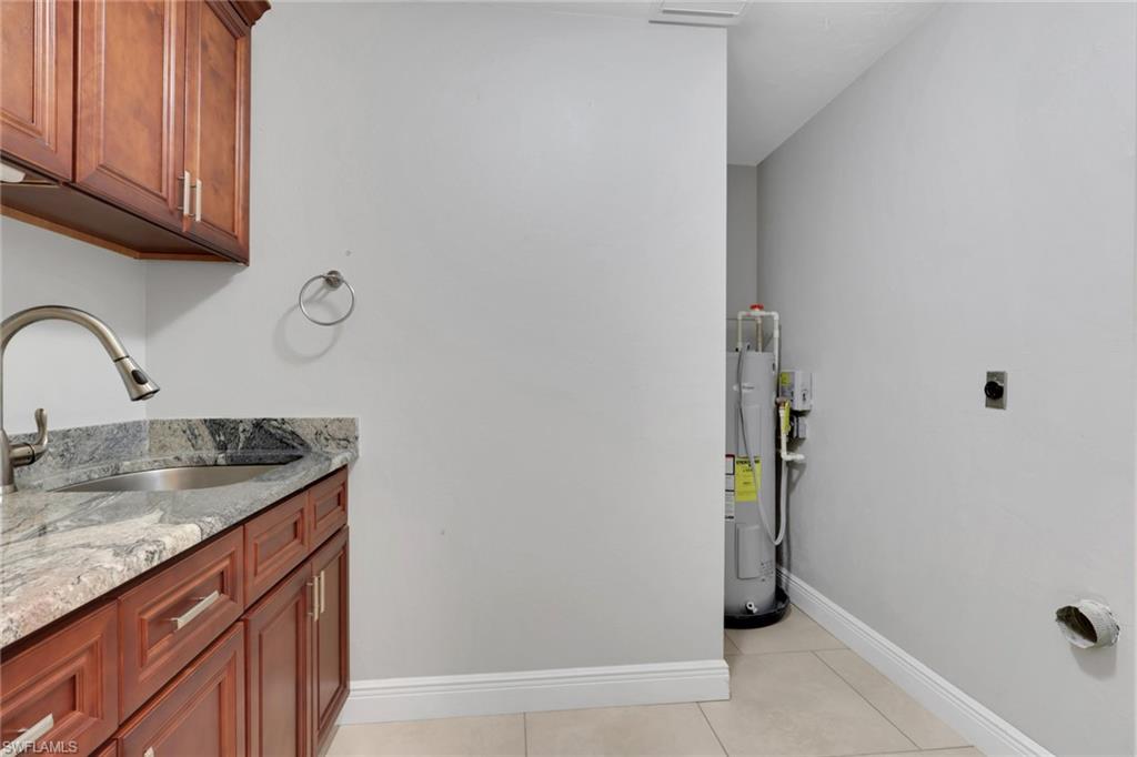 4536 Longboat LN photo 20