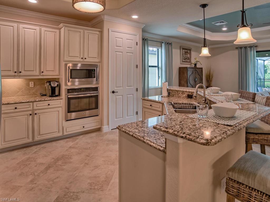 2850 Aviamar CIR photo 9