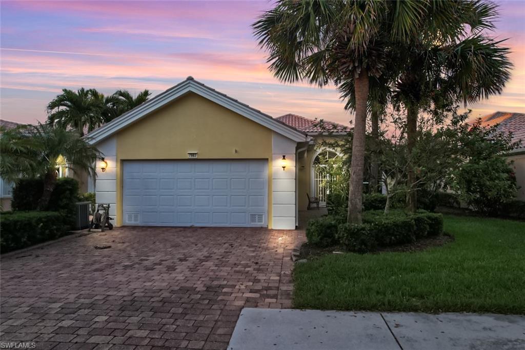 7983 Valentina CT photo 42