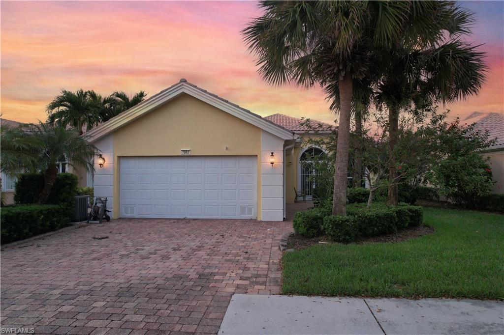 7983 Valentina CT photo 29