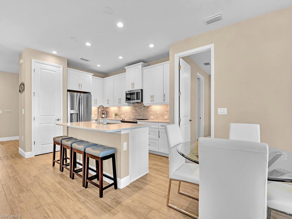 2561 Seychelles DR 308