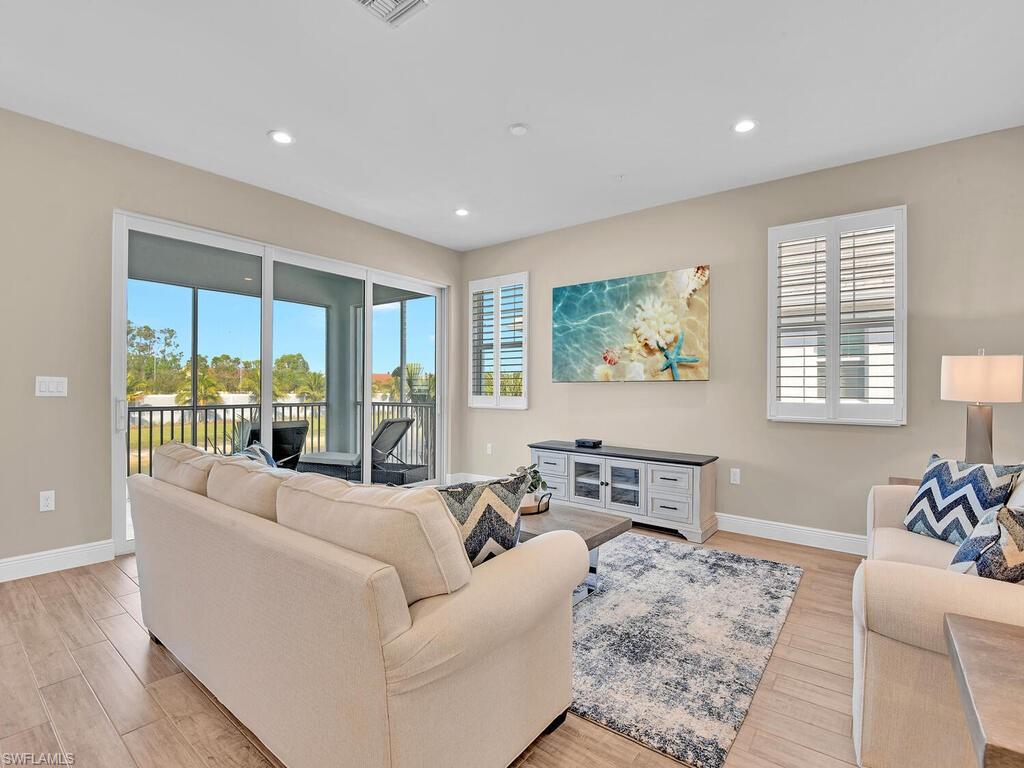 2561 Seychelles DR 308