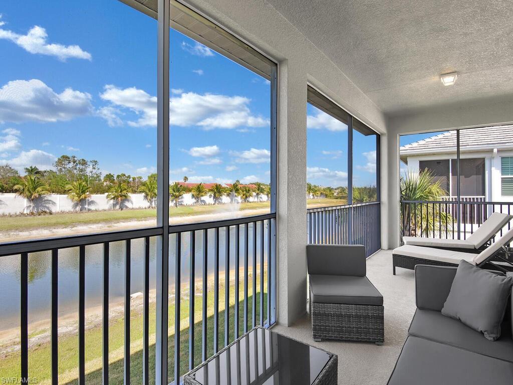 2561 Seychelles DR 308 photo 21