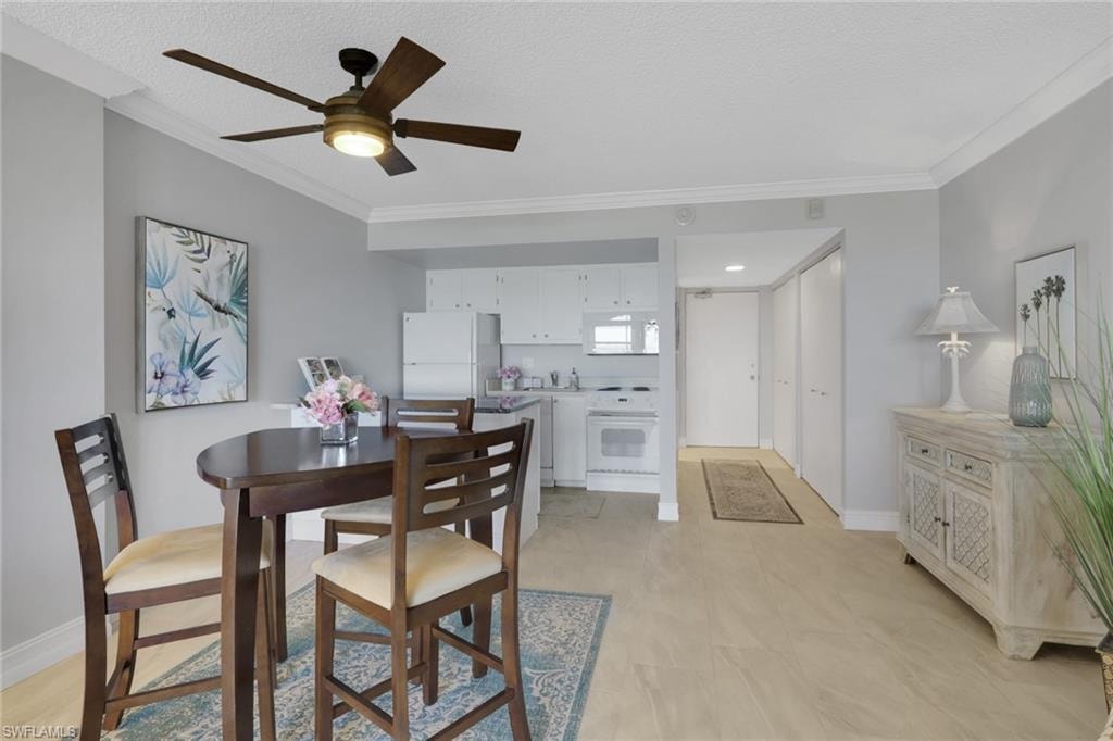 1 Bluebill AVE 711 photo 11