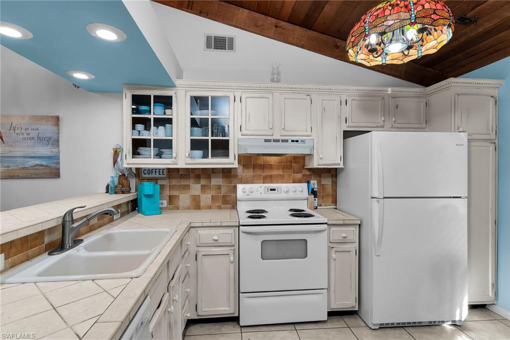2980 Kings Lake BLVD 2980 photo 6