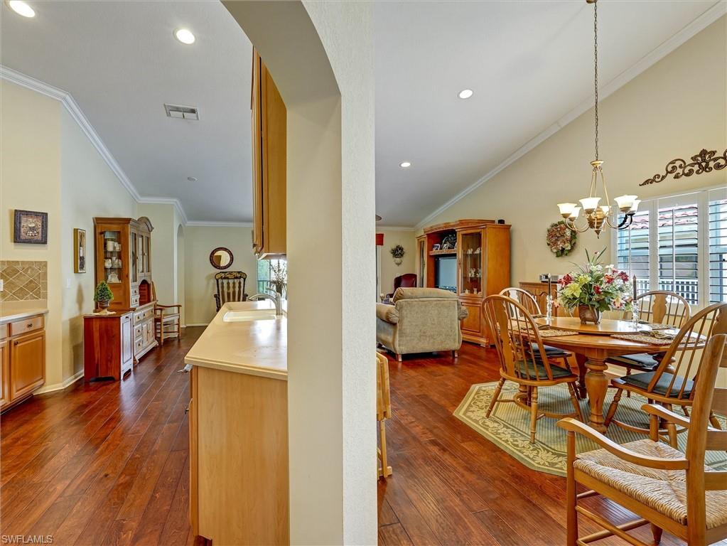 895 Eastham WAY M202 photo 13