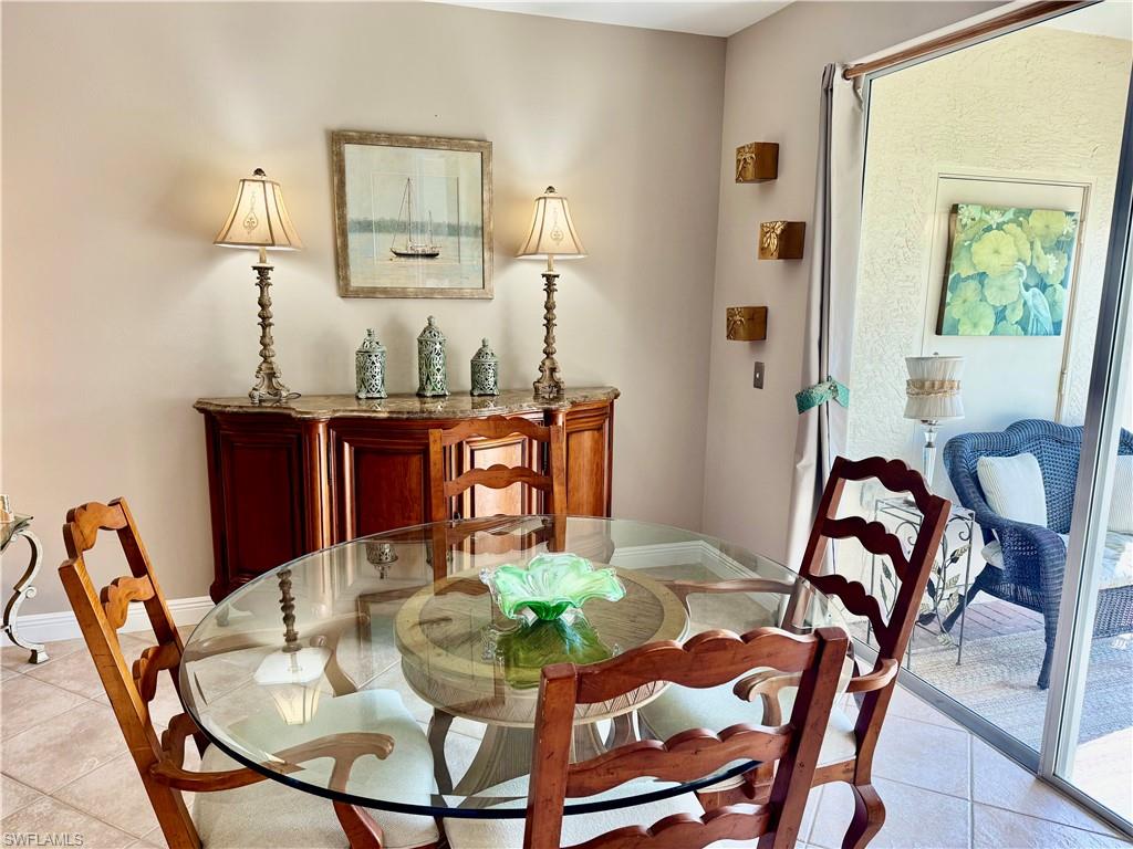 1390 Sweetwater CV 203