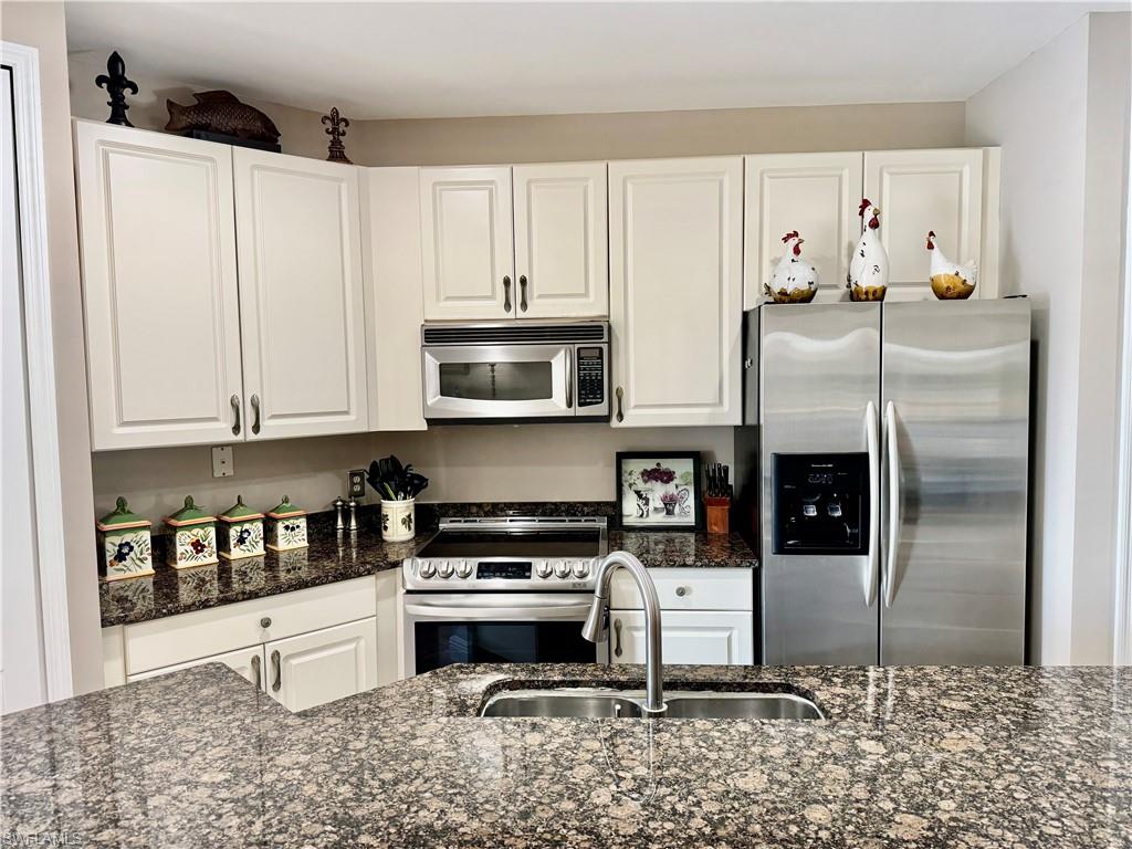 1390 Sweetwater CV 203 photo 9