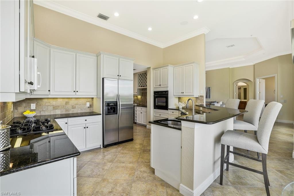 15539 Monterosso LN 202 photo 12