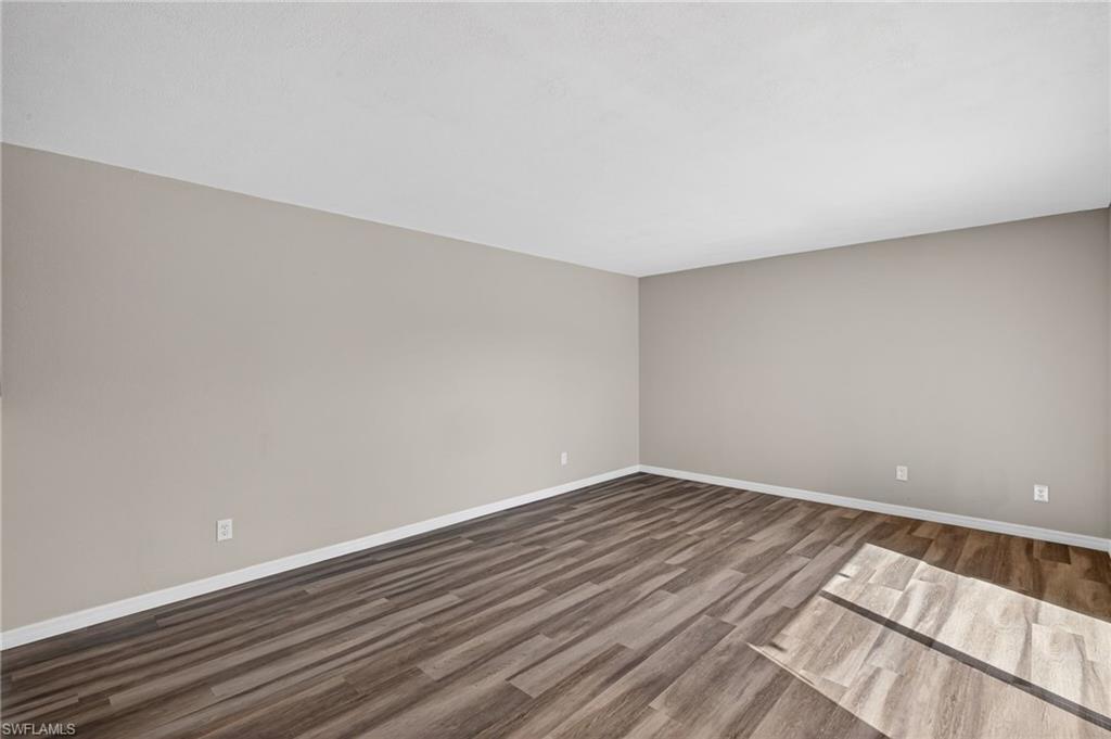 5576 Malt DR 4 photo 6