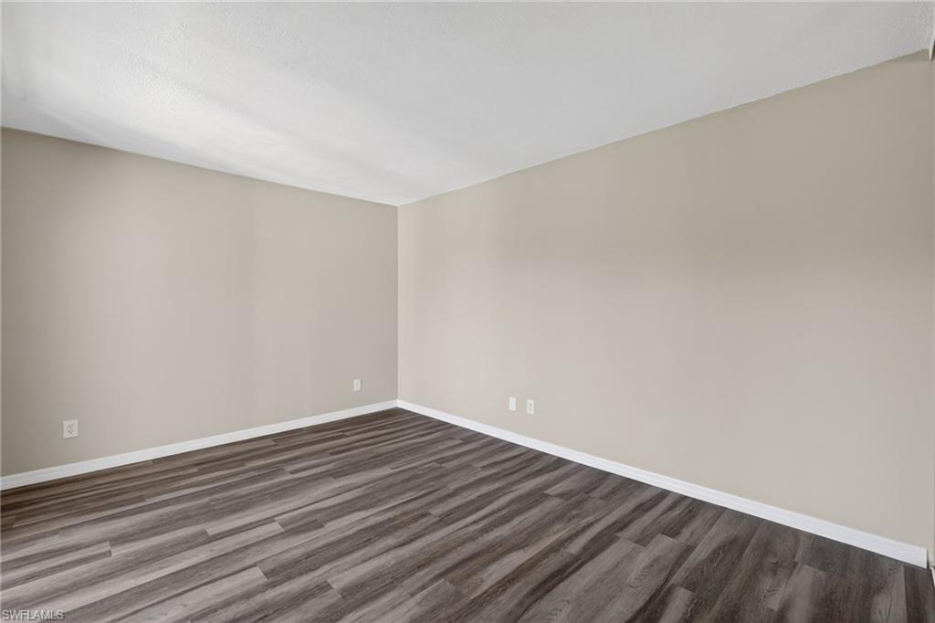 5576 Malt DR 4 photo 16