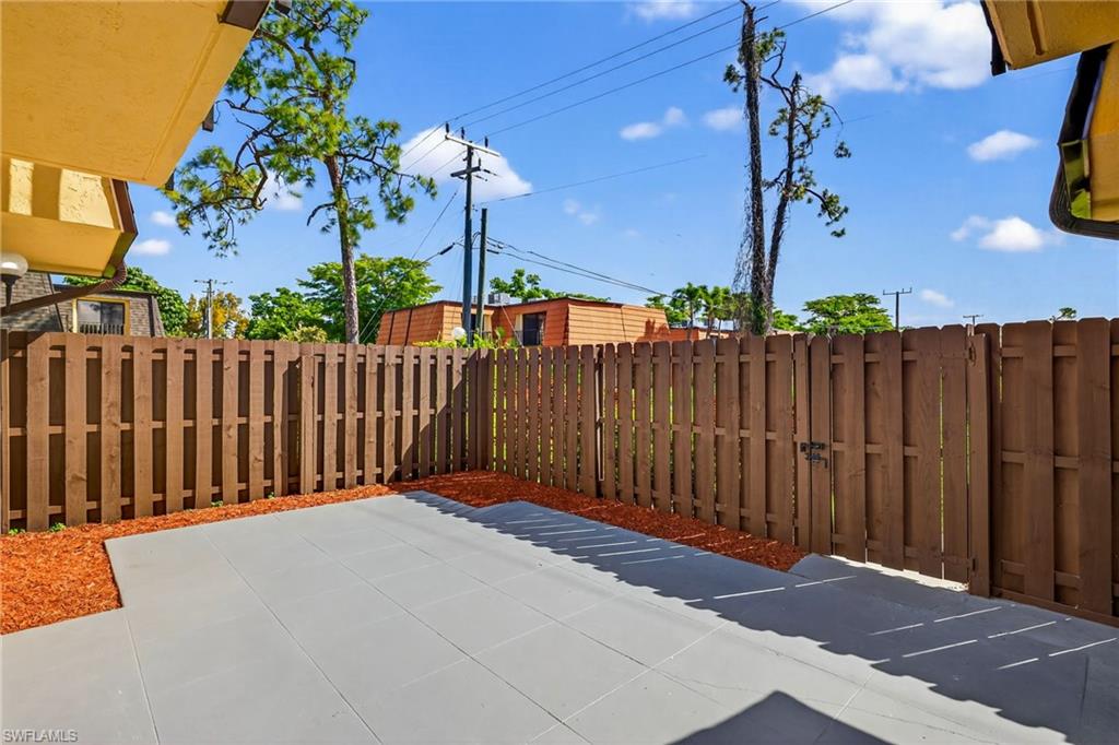 5576 Malt DR 4