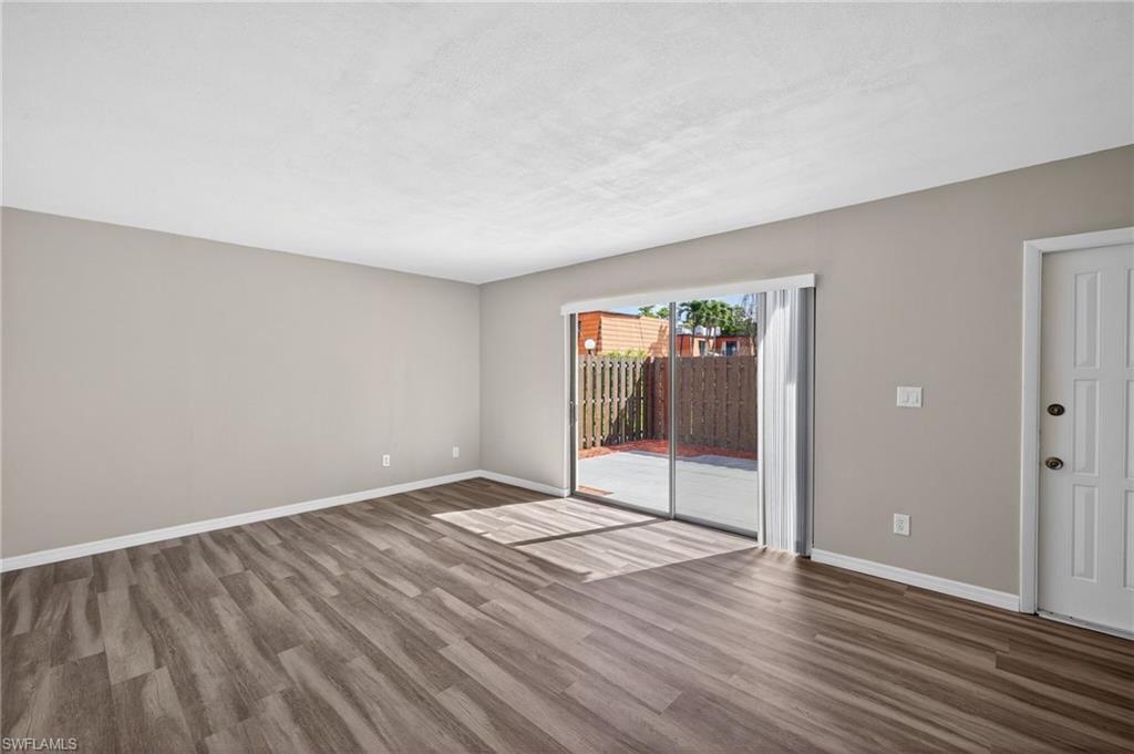 5576 Malt DR 4