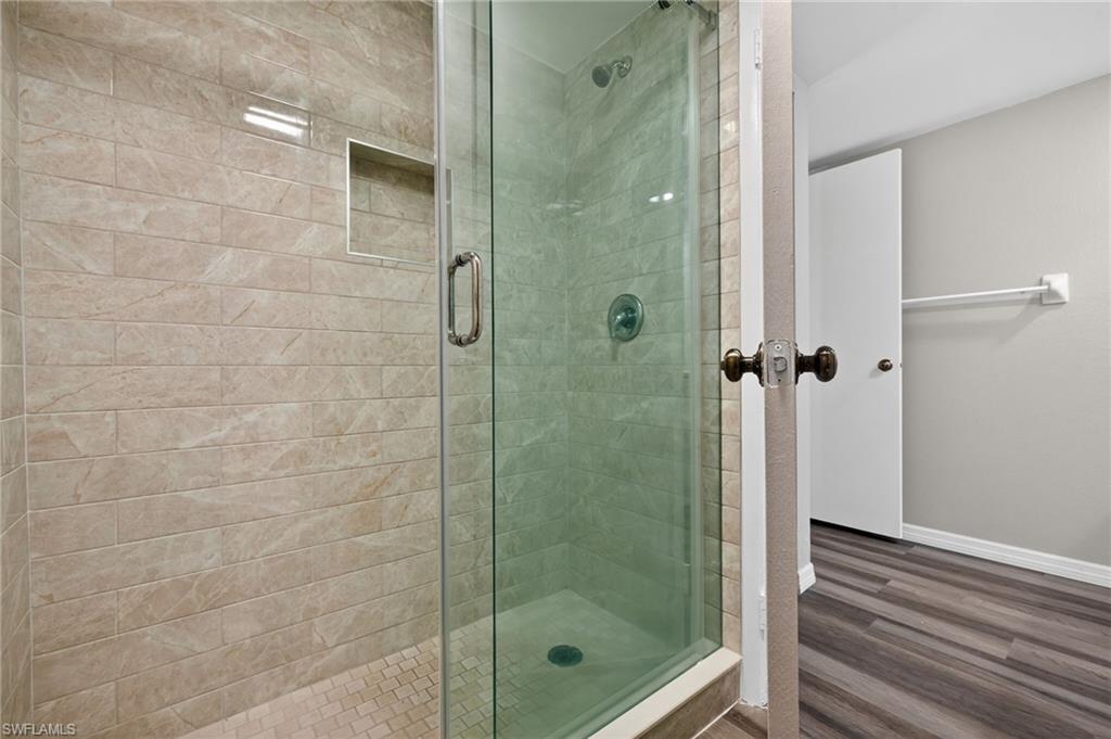 5576 Malt DR 4 photo 15