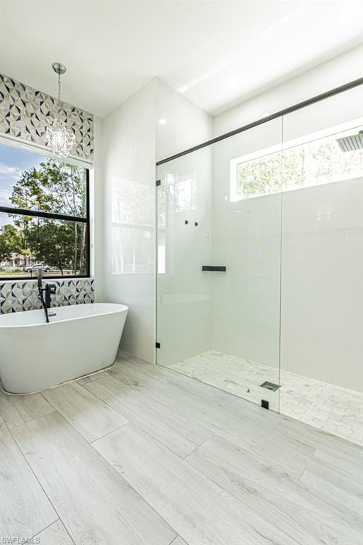 Primary Full Bath