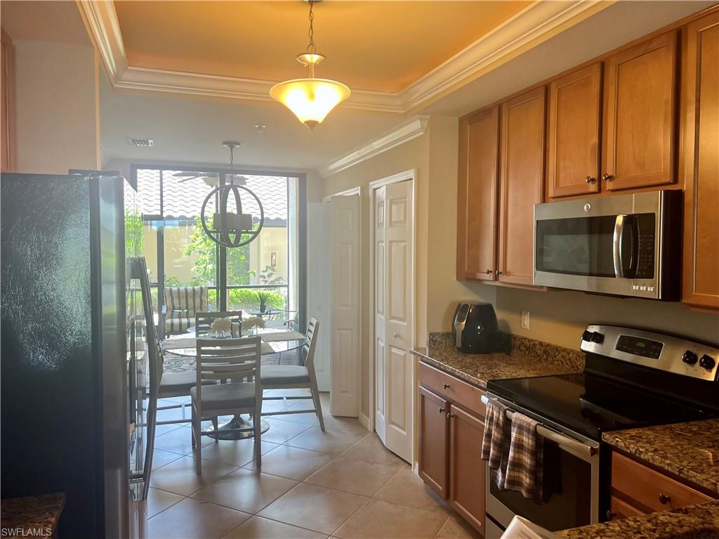 9509 Avellino WAY 1815 photo 10