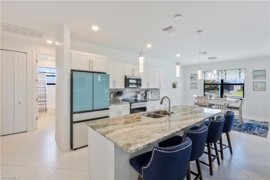 2319 NW 38th AVE