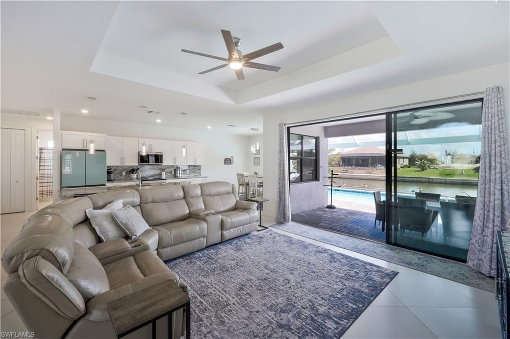 2319 NW 38th AVE