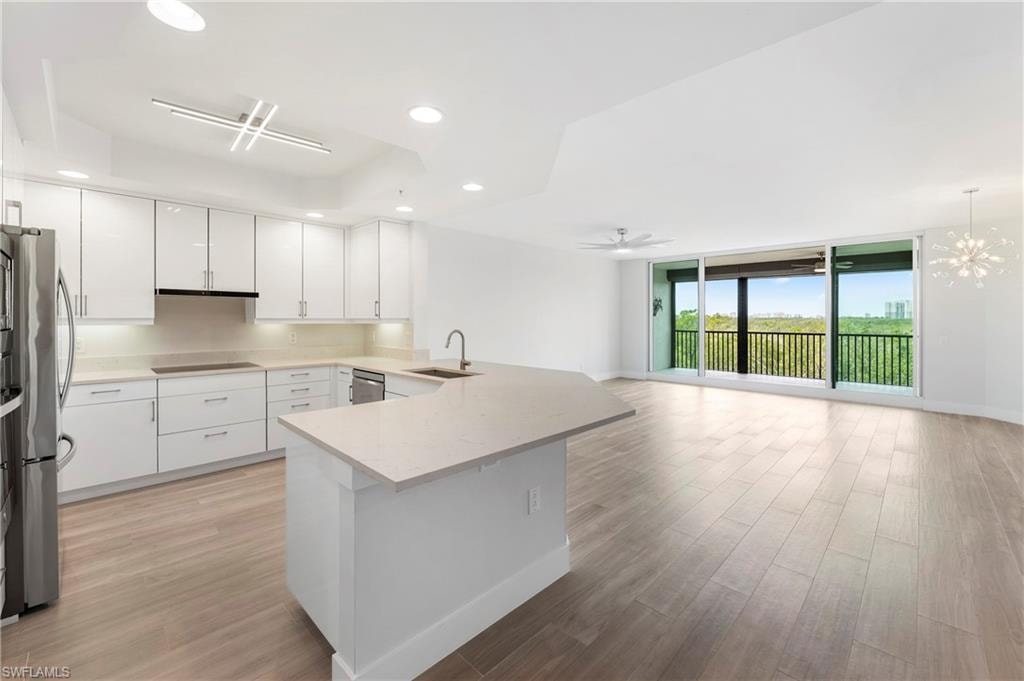 425 Cove Tower DR 403
