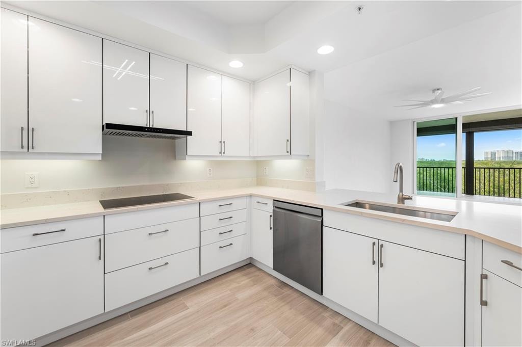 425 Cove Tower DR 403
