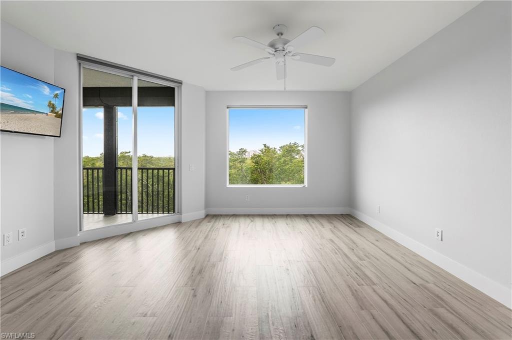 425 Cove Tower DR 403 photo 9