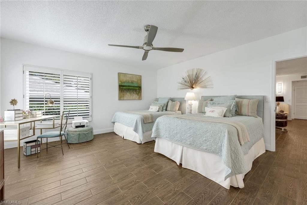 5817 Glencove DR 402 photo 19