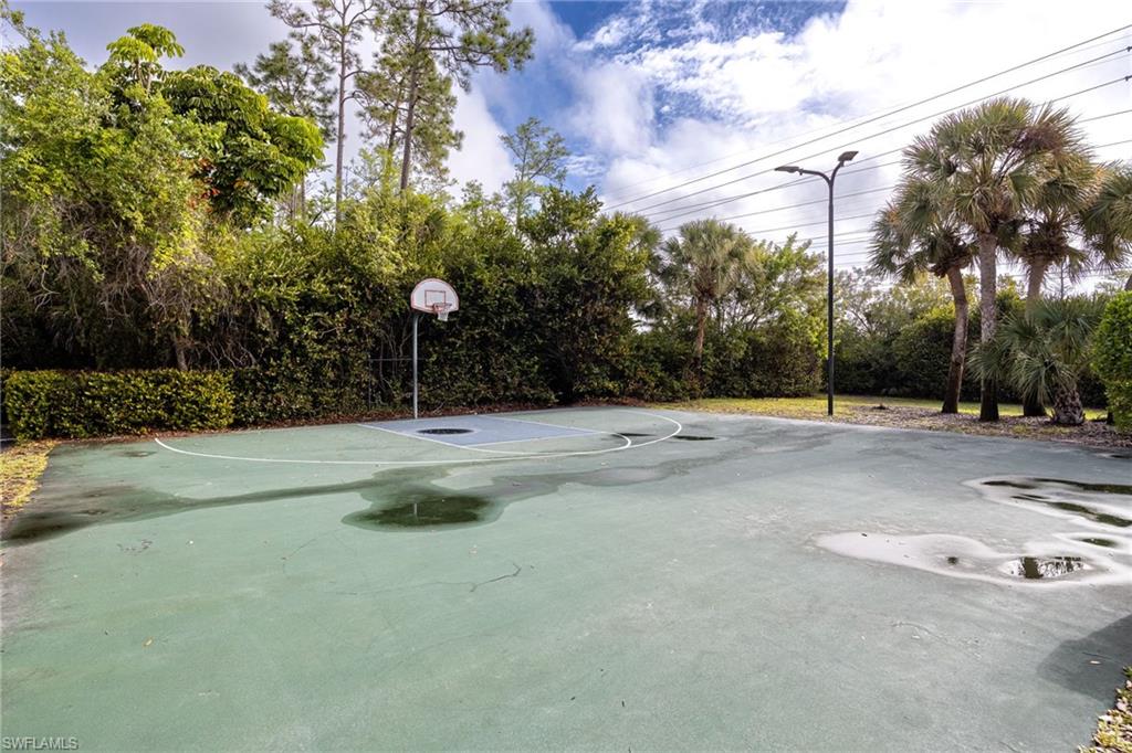 15715 Marcello CIR photo 12