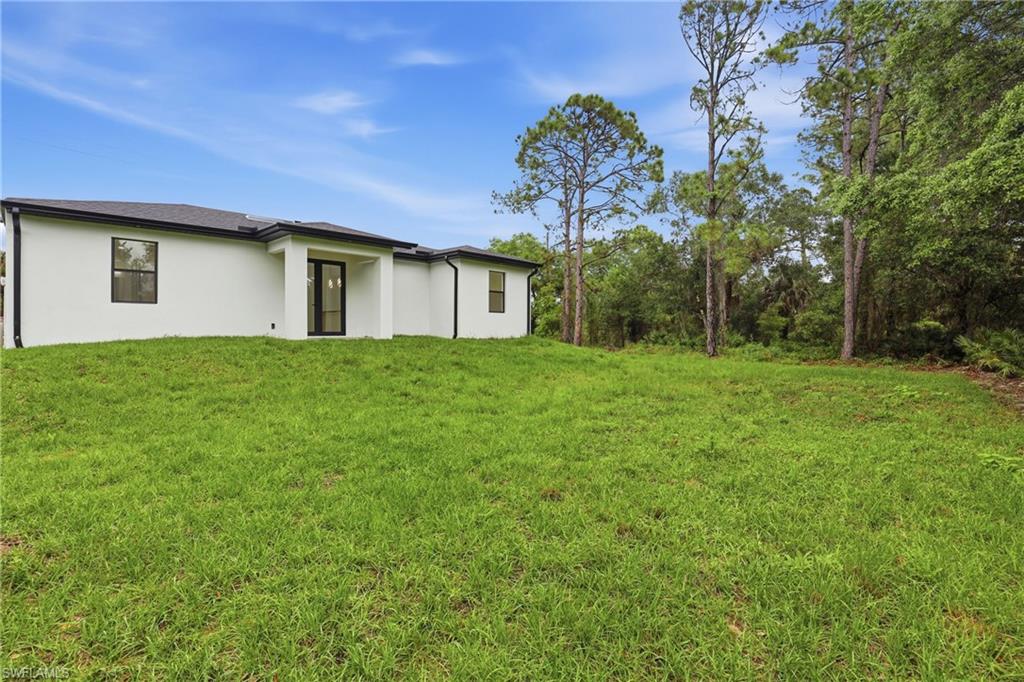 669 Windermere DR photo 41