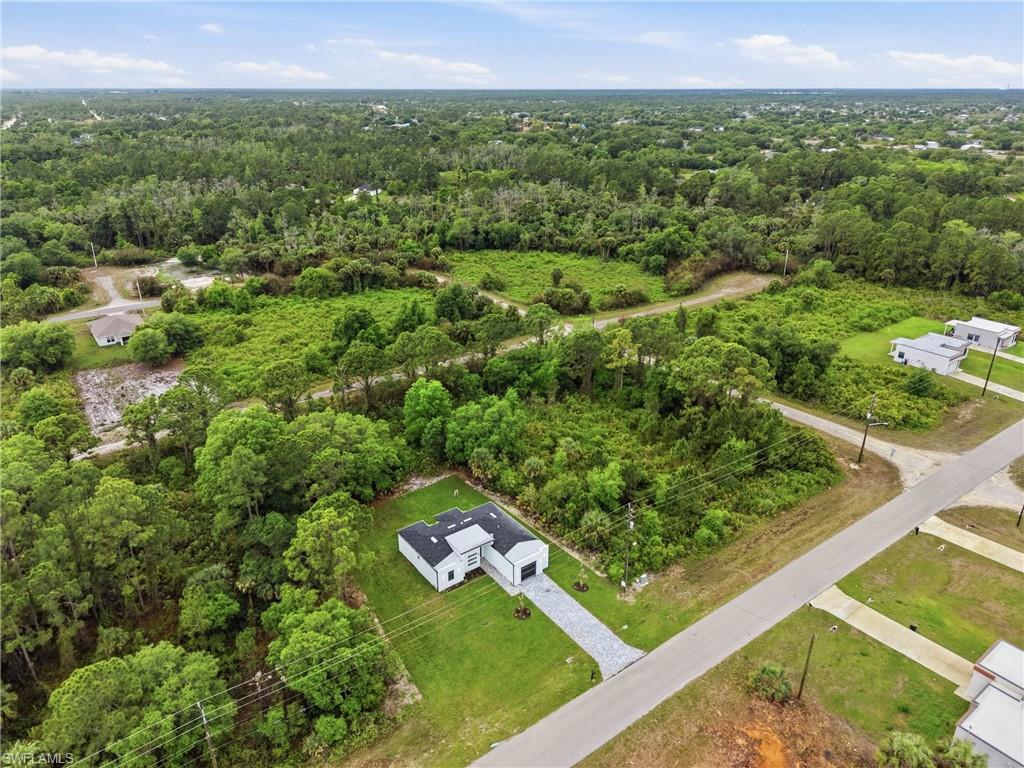 669 Windermere DR photo 35