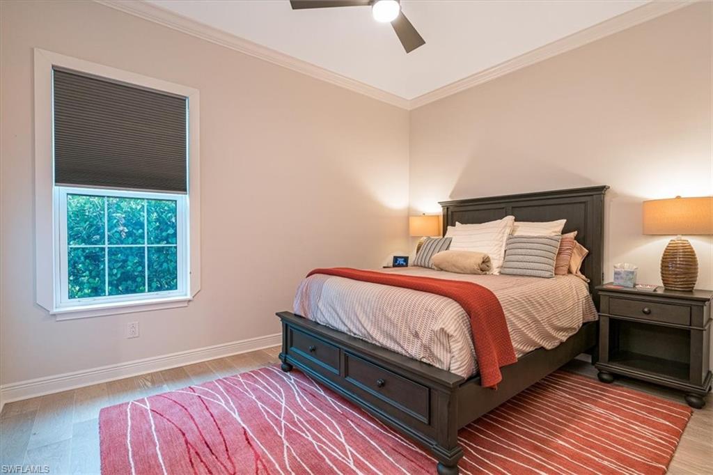 4th Bedroom with En-Suite Bath & Walk-in Closet
