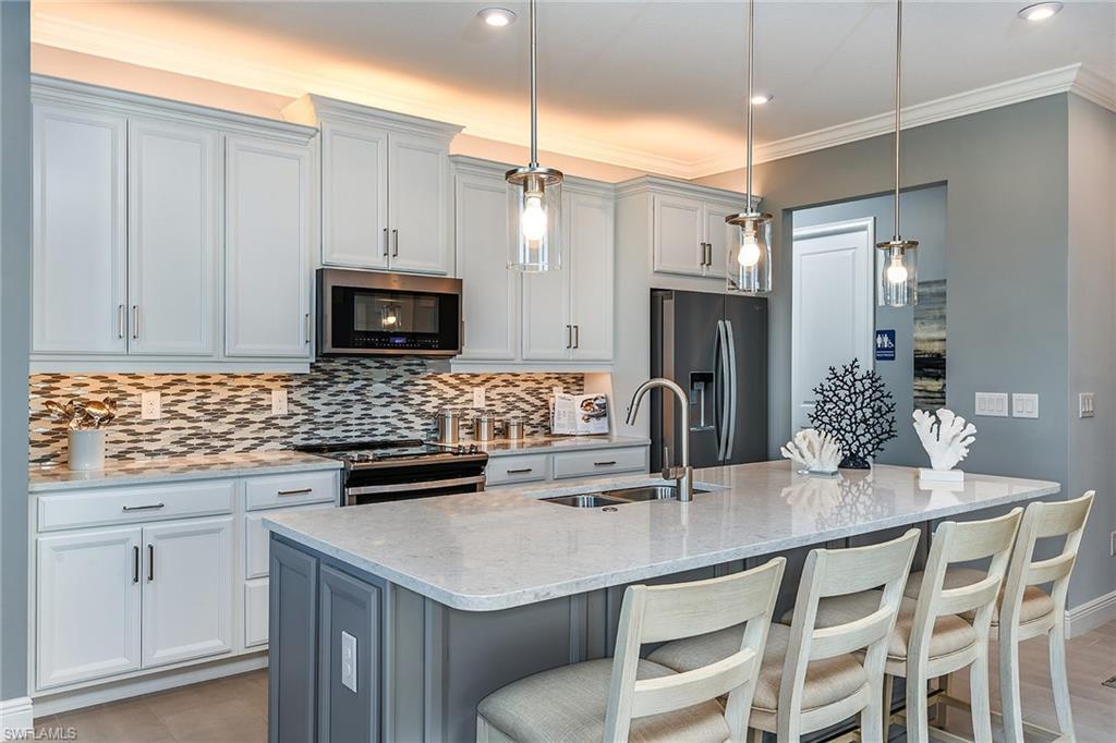 6679 Good Life ST photo 21