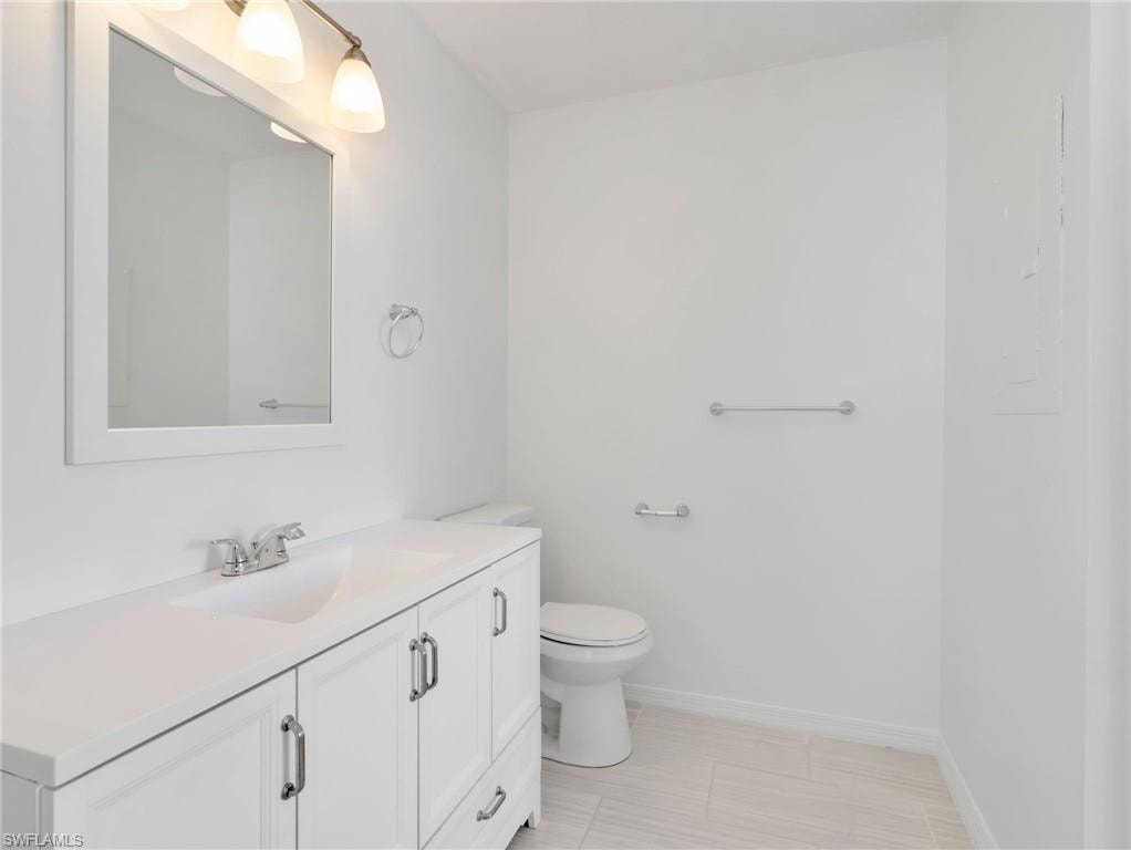 2nd Bathroom