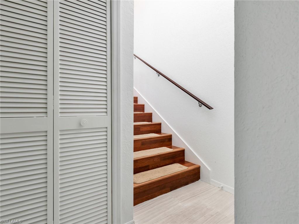 Hallway w/ Closet